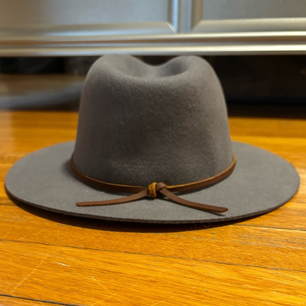Braxton Gray felt fedora hat wide brim